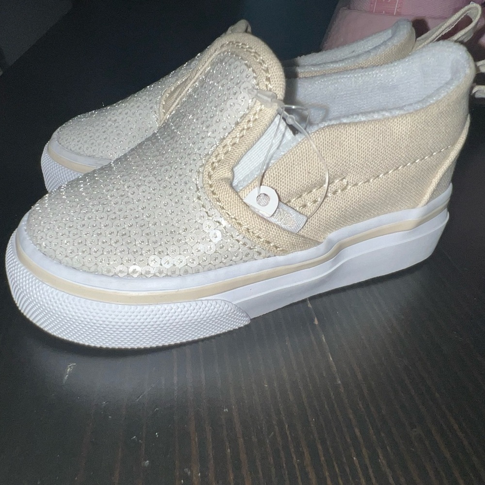 Infant Vans ! Size 4. Cream color with sequins.